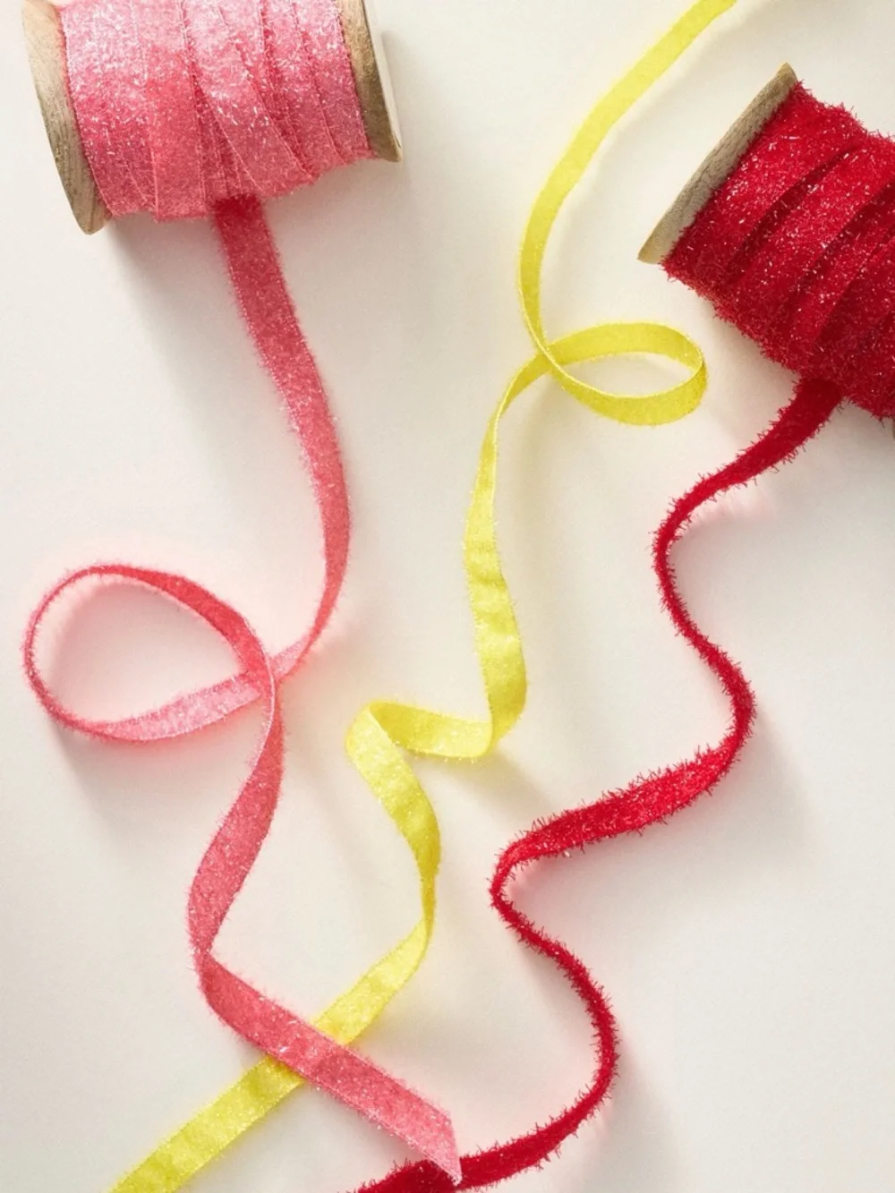 Anthropologie Make It Merry Red Eyelash Gift Wrap Ribbon New